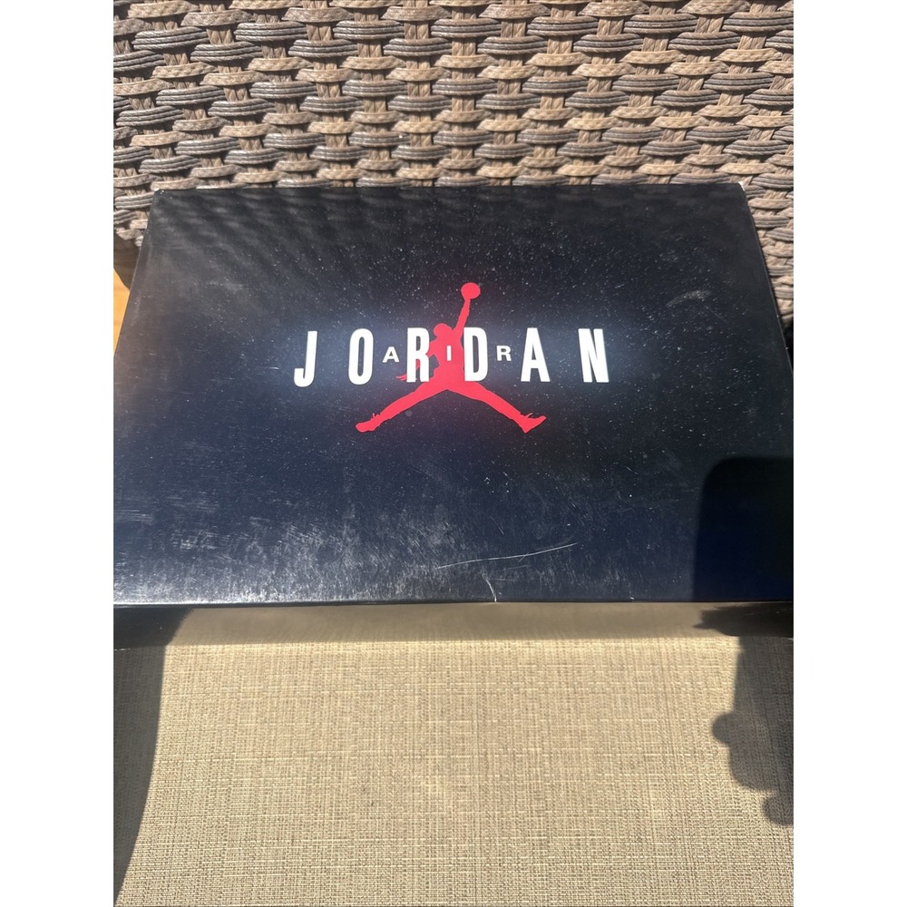 Jordan Air Jordan 11 high Size 6.5 ORIGINAL BOX - Picture 7 of 8
